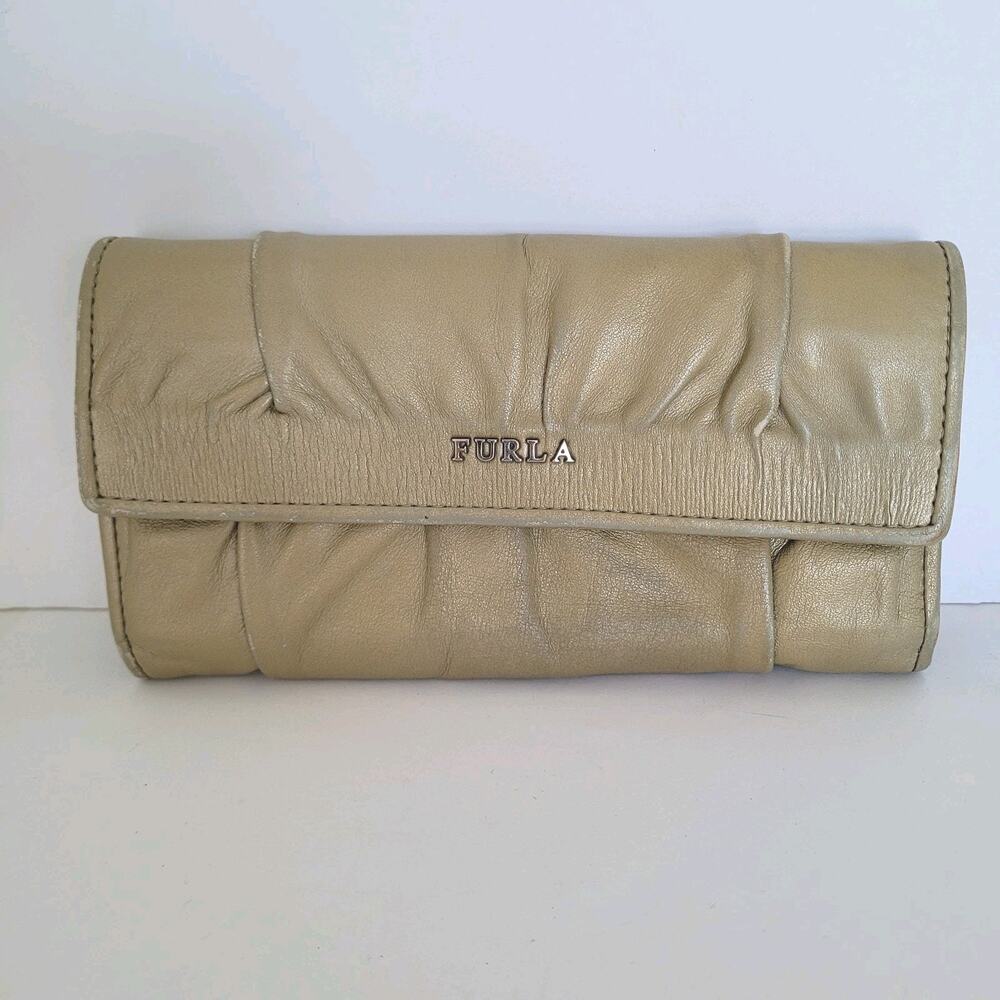Furla‎ Wallet Large Gathered Soft Geniue Leather Italian Gold Champagne Envelope